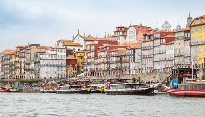 파두의 항구 (포르투 드 파두스)